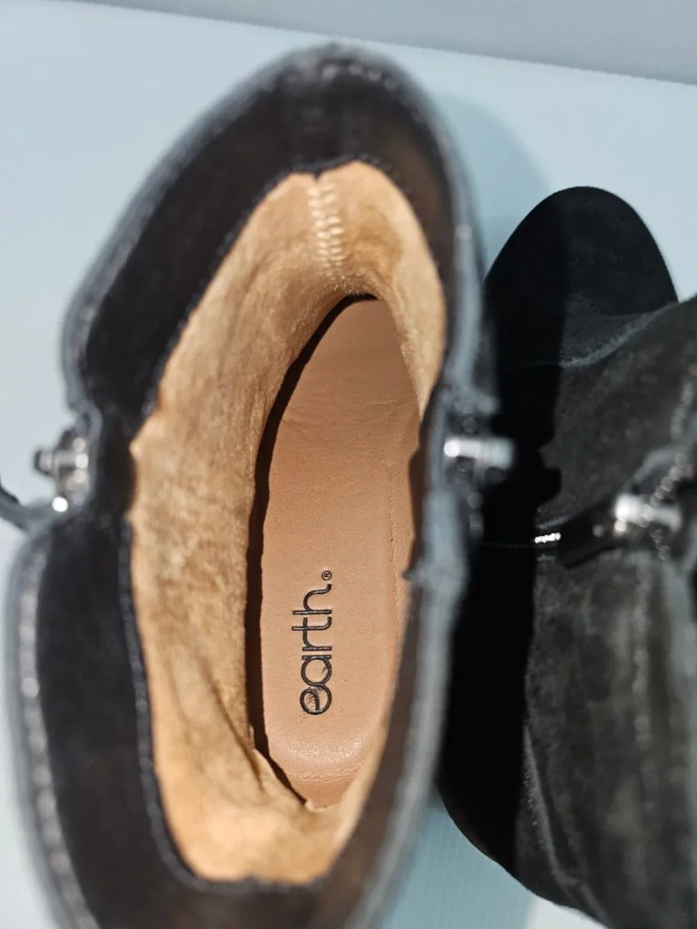 Earth Clinto Platform Wedge Ankle Booties Womens 9.5 Black Suede Comfort Boot